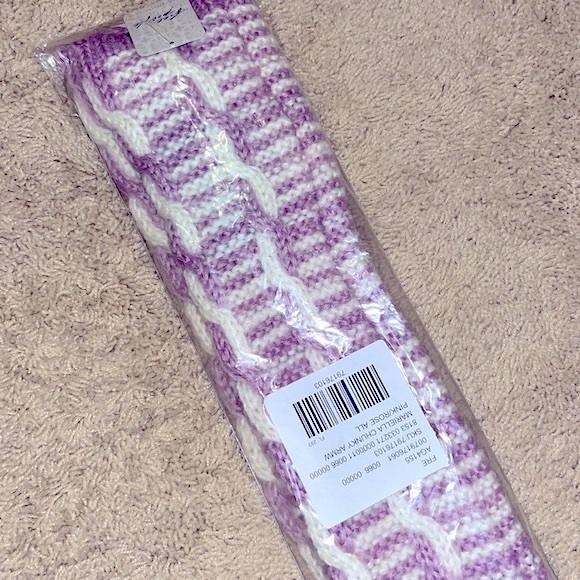 Free People Mariella Chunky Arm Warmers Pink/Cream Combo - Picture 6 of 7